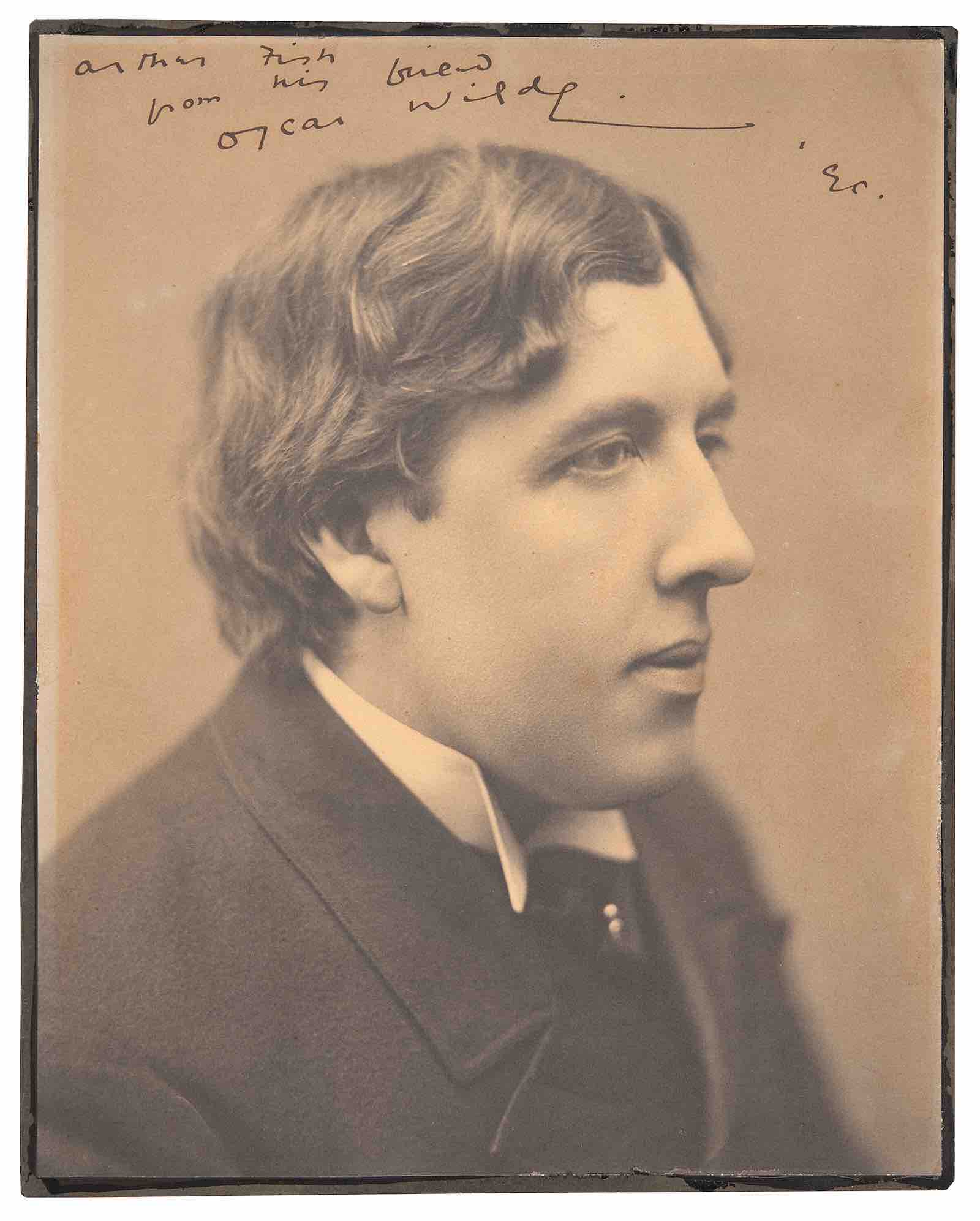 Oscar Wilde's signed photograph
